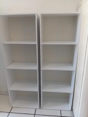 Estantes / livreiro/ armario  em MDF _