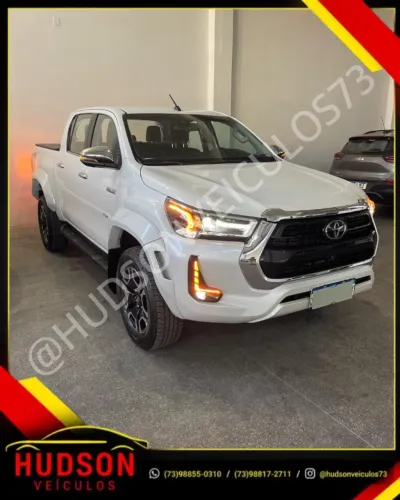 Toyota Hilux CD SRX Plus 4X4 2.8 TDI Die. Aut. 2025