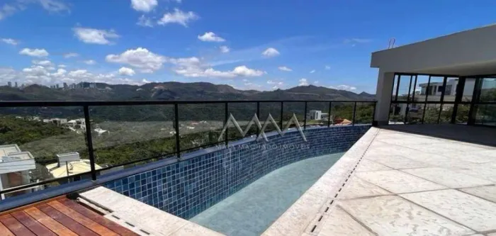 Casa à Venda no Condomínio Mirante Da Mata | 4 Suítes - 367 m²