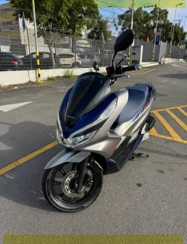   PCX Ano e Modelo 2020