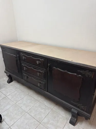 Buffet de madeira maciça 2,10x0,60