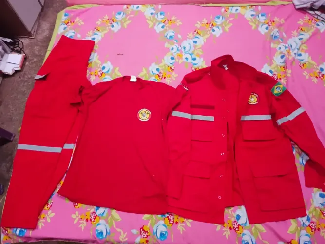 Fardamento completo bombeiro civil 