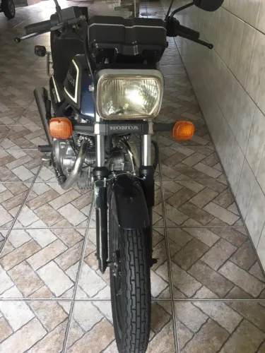 CB 400 Tucunaré