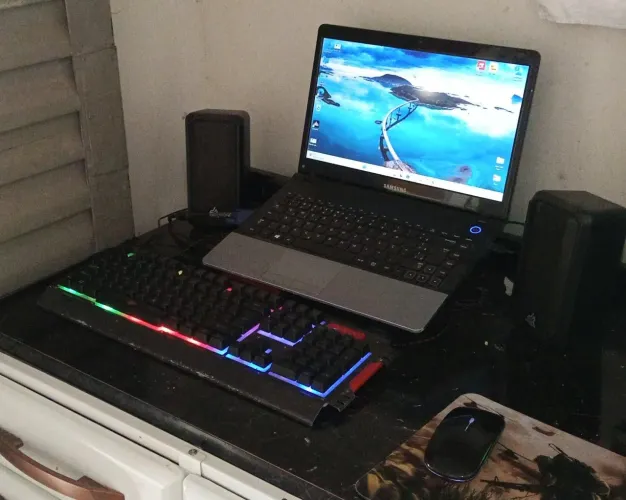 NOTEBOOK SAMSUNG WINDOWS 11 PRO