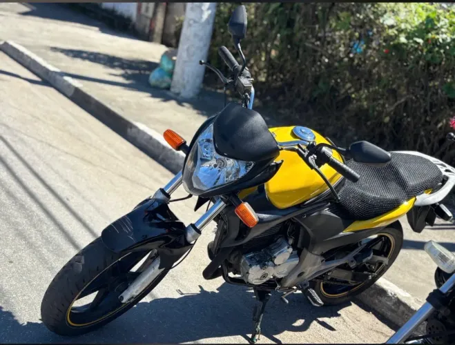 Cb 300