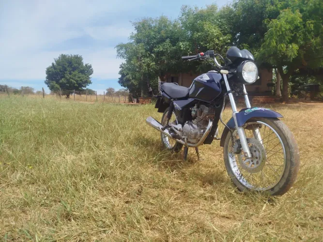 Vende se Titan 150 