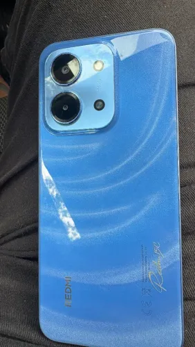 Redmi 15C 128GB<br>Estado de novo! <br>850,00, no pix tem preço ?