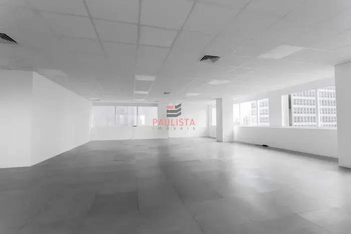 Andar inteiro para locação na Avenida Paulista, 356m², com 4 vagas de garagem, Bela Vista