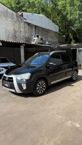 Toyota Etios Cross 1.5 Flex 16V 5P Aut. 2017
