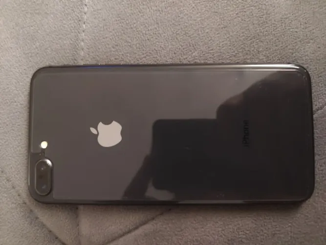 iPhone 8 Plus 64gb