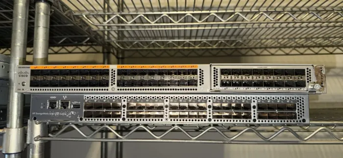 Cisco Nexus 5548UP 48 Portas 10Gb SFP+ - Full Licenciado + Módulo Expansão