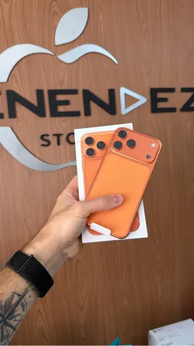 Iphone 17 Pro Max 256gb Cosmic Orange, Semi Zero, 100% e Garantia Apple! TROCAS