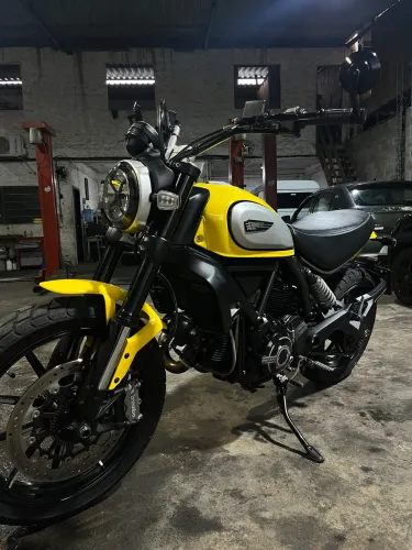 SCRAMBLER ICON 800cc