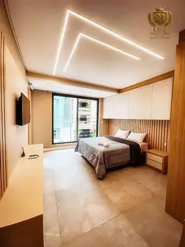 Sobrado para venda com 220 metros quadrados com 3 quartos em Centro - Balneário Camboriú -