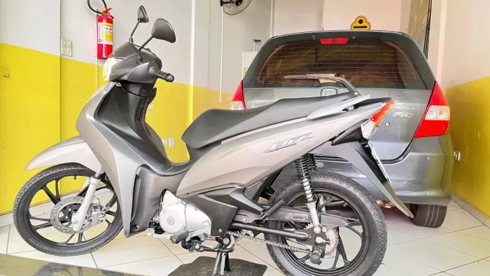Vendo ou troco Biz 125 2023 