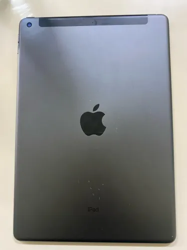 iPad 9ª geração 64GB Wi-Fi + Celular