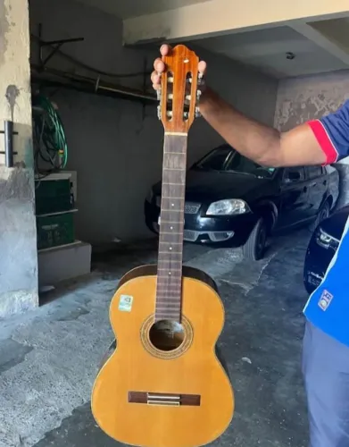 Violão Gianini sem avarias 