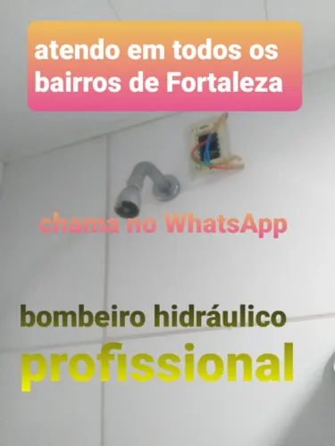 Bombeiro hidráulico encanador à disposição
