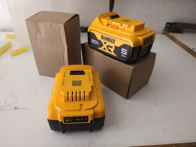 Bateria Dewalt 20v - 5ah