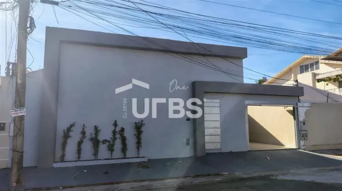 OTIMA CASA A VENDA NO SETOR BUENO