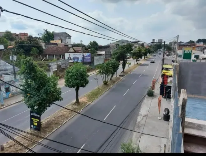 OPORTUNIDADE : PRÉDIO COM LOJA + 4 KITNETS EM RUA PRINCIPAL