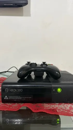 Xbox 360 travado - super slim