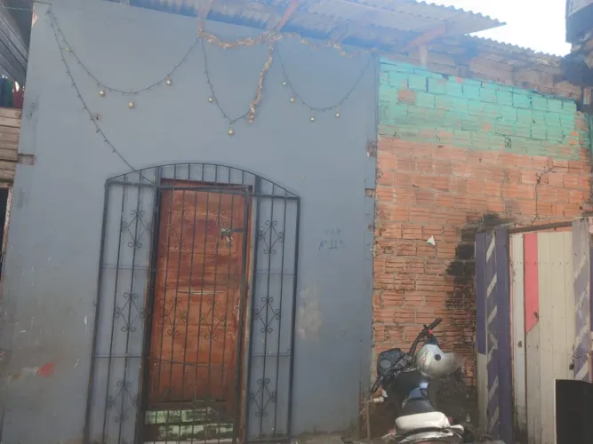 Vendo casa no bairro pedrinhas