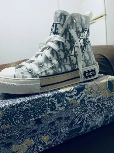 Tênis Dior importado
