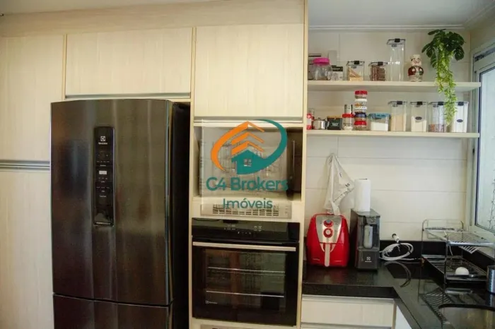 Apartamento a venda no Condomínio Via Jardins do Bosque Centro de Guarulhos com 3 quartos 