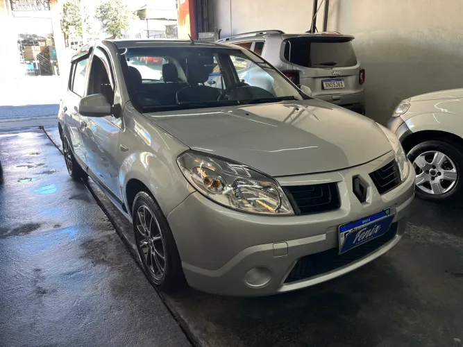 Renault Sandero Expression Hi-flex 1.6 8V 5P 2009