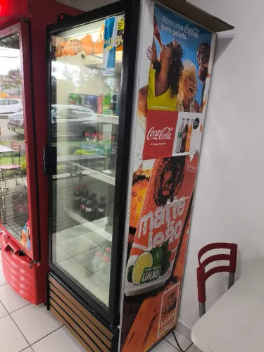 Lanchonete completa chama no watts que passo o valor de cada item *