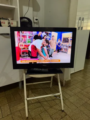 Tv Philco impecável ( aceita trocas )