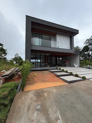 Quinta das Marinas com 4 suítes, área gourmet e piscina. casa nova - Ponta Negra