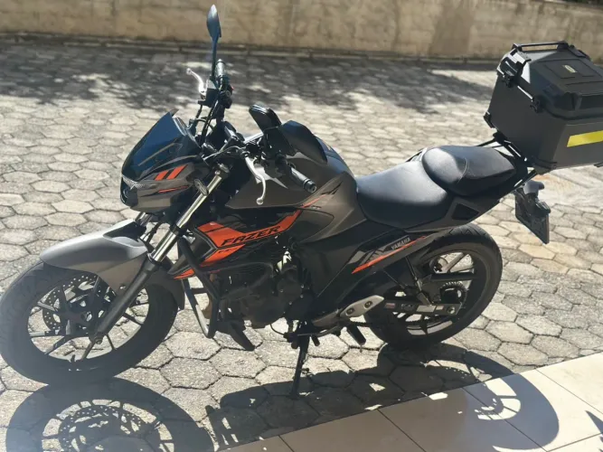 Moto Yamaha fazer 16 mil km abaixo da fipe
