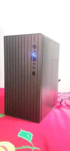 Computador básico para escritório e estudos