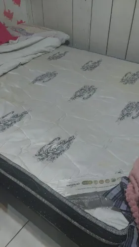 Vendo cama de casal