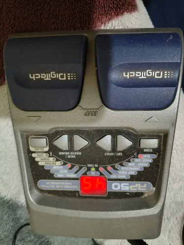Vendo ou Troco pedal ds-2 e pedaleira rp50 digitech