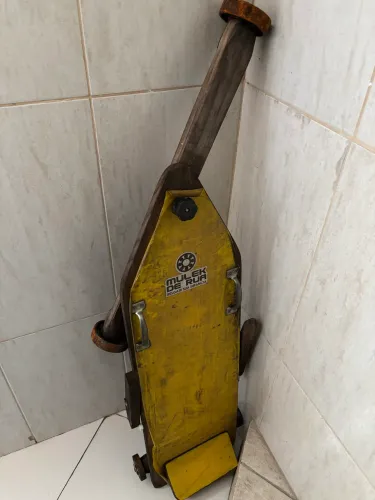 Carrinho de relomã