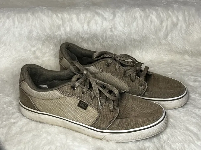 Sapatênis Usado Bege DC Shoes Original Moda Masculina Sapato