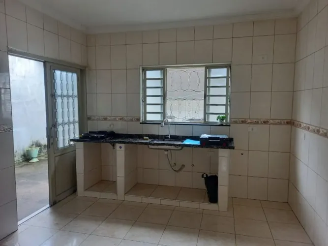 Casa com 2 dormitórios para alugar, 130 m² por R$ 2.334/mês - Jardim Monte das Oliveiras -