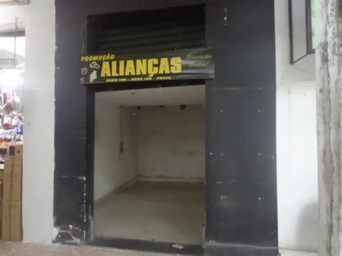 Ponto comercial/Loja/Box para aluguel com 15 metros quadrados em Mutuá - São Gonçalo - RJ