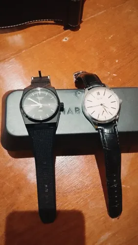 2 relógios tissot