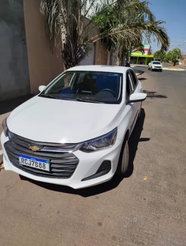 Chevrolet Onix Plus LT 1.0 12V TB Flex Mec. 4P 2022