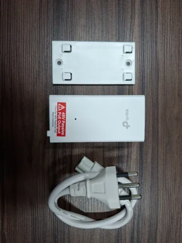 Fonte Poe 24v Tp-link 2 Portas Rj45 Tl-poe2412g (Usado)
