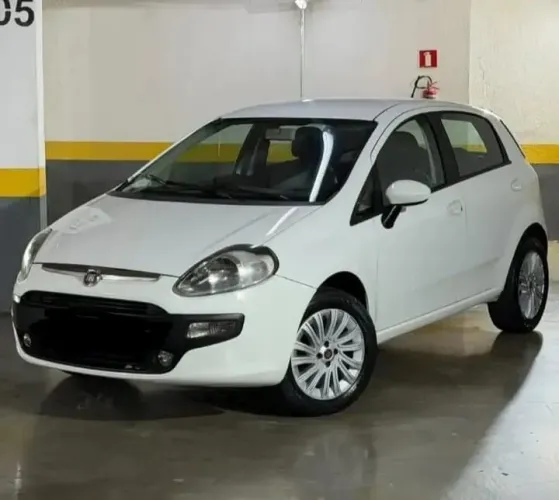 Fiat Punto Attractive 1.4 Fire Flex 8V 5P 2015