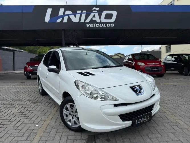 Peugeot 207 Active 1.4 Flex 8V 5P 2014