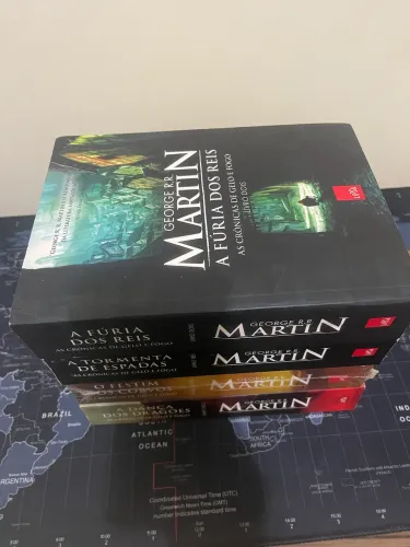 Livro game of thrones 