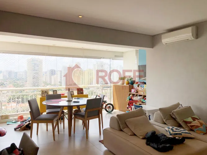 Apartamento de 92 m² com 2 suítes, 2 vagas e depósito à venda na Rua Arizona, nº 701 - Bro