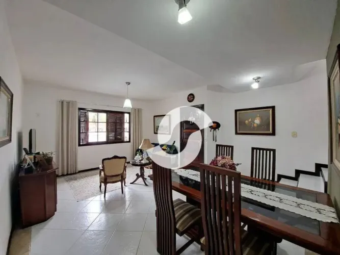 Casa com 3 dormitórios à venda, 133 m² por R$ 750.000,00 - Maravista - Niterói/RJ
