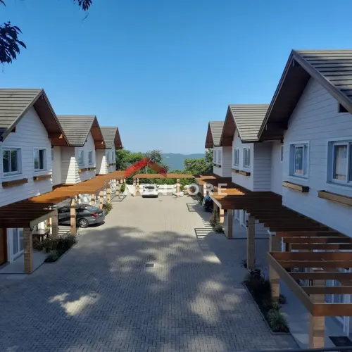 Casa em Primeiro de Maio - Várzea Grande - Gramado/RS